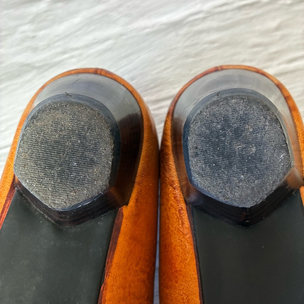 Tradition Rosie Distressed Whisky Slip On Shoes - Picture 13 of 16